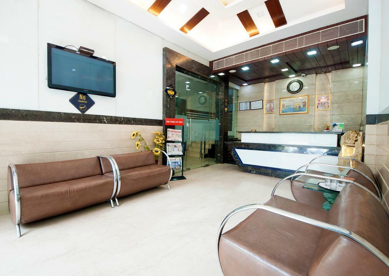 Hotel Amaltas International - Delhi-16 New Delhi Buitenkant foto